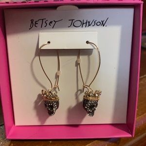 Betsey Johnson Skull Earrings